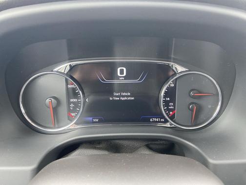 Summit White 2023 GMC Acadia AT4