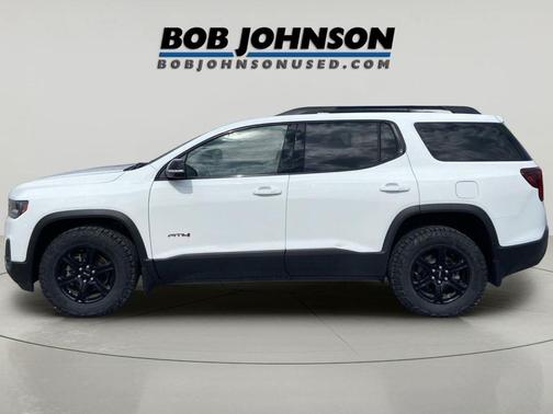 Summit White 2023 GMC Acadia AT4
