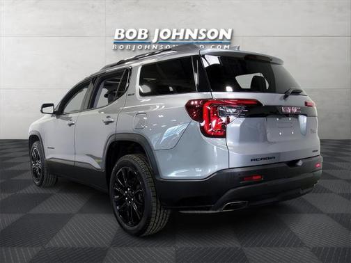 2023 GMC Acadia AWD SLT