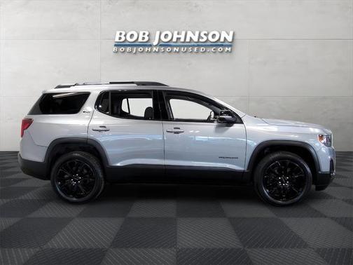 2023 GMC Acadia AWD SLT