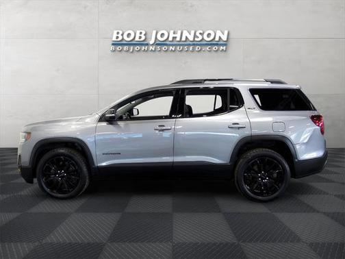 2023 GMC Acadia AWD SLT