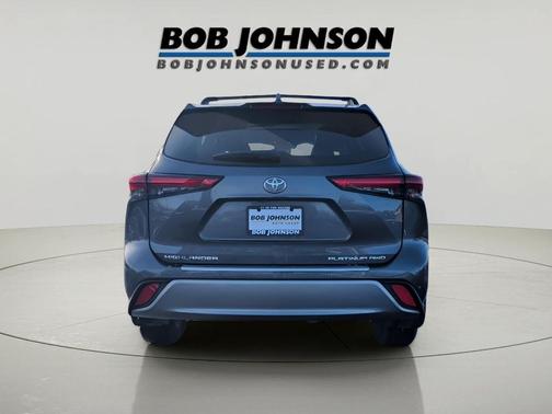 2023 Toyota Highlander Platinum