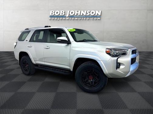 2022 Toyota 4Runner SR5 Premium