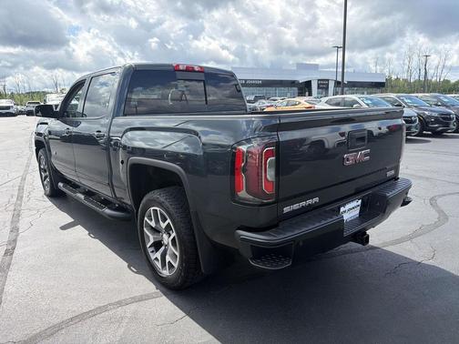 Dark Slate Metallic 2017 GMC Sierra 1500 SLT