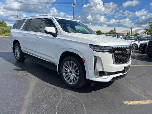 2022 Cadillac Escalade ESV Premium Luxury