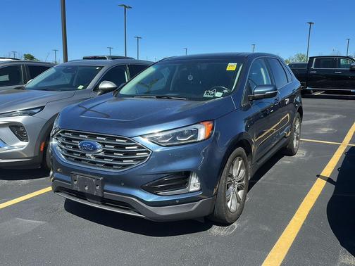 Blue Metallic 2019 Ford Edge Titanium