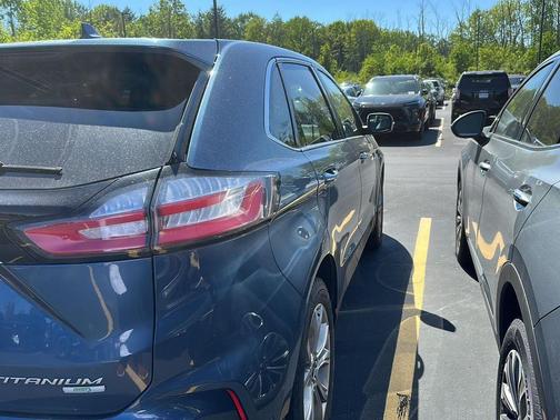 Blue Metallic 2019 Ford Edge Titanium