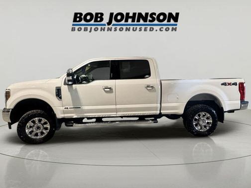White Platinum Metallic Tri-Coat 2019 Ford F-250 Lariat