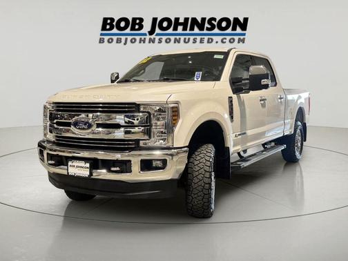 White Platinum Metallic Tri-Coat 2019 Ford F-250 Lariat