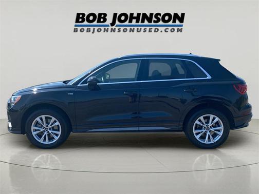 2022 Audi Q3 45 S line Premium