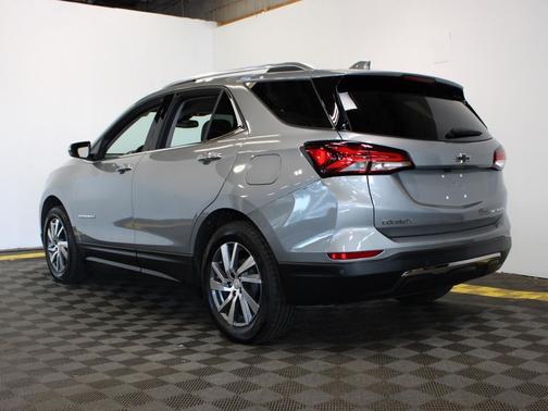 Sterling Gray Metallic 2023 Chevrolet Equinox Premier w/1LZ