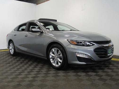 Sterling Gray Metallic 2023 Chevrolet Malibu FWD 1LT