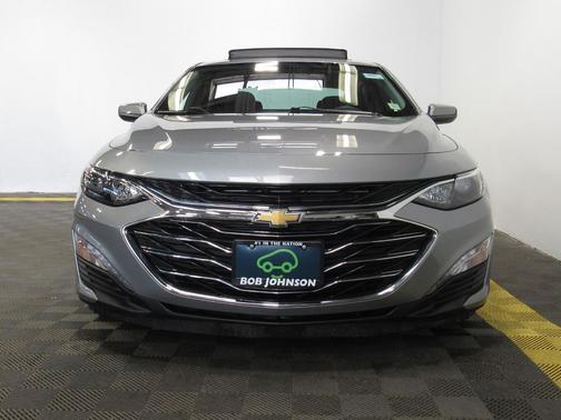 Sterling Gray Metallic 2023 Chevrolet Malibu FWD 1LT