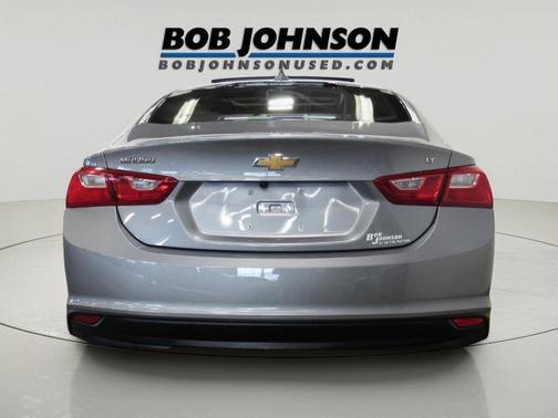 Sterling Gray Metallic 2023 Chevrolet Malibu FWD 1LT