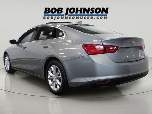 Sterling Gray Metallic 2023 Chevrolet Malibu FWD 1LT