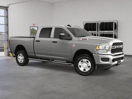 2024 RAM 2500 Tradesman Crew Cab 4x4 6'4' Box