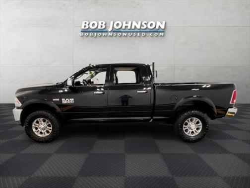 2018 RAM 2500 Laramie Crew Cab 4x4 6'4' Box