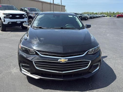 Mosaic Black Metallic 2016 Chevrolet Malibu 2LT
