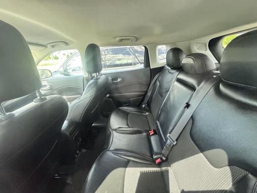 Olive Green Pearlcoat 2021 Jeep Compass Trailhawk