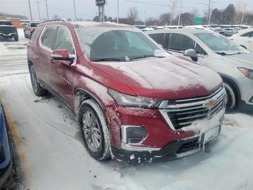 2023 Chevrolet Traverse LT Cloth
