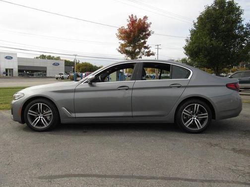 2023 BMW 530 i xDrive