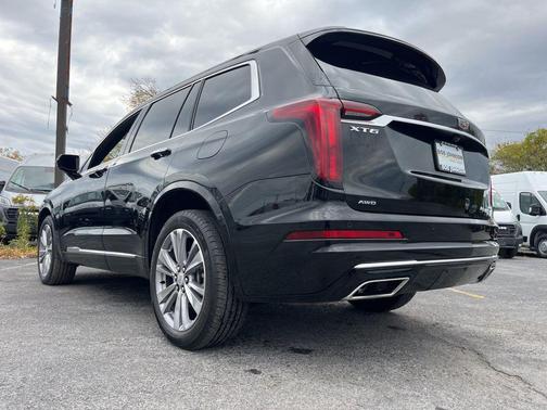 2023 Cadillac XT6 Premium Luxury AWD