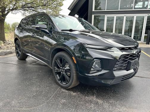 Black 2021 Chevrolet Blazer RS