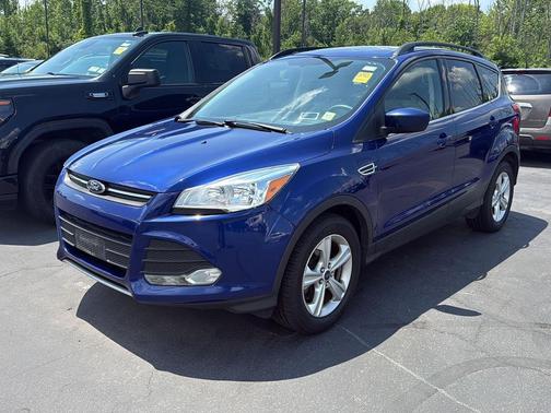 Deep Impact Blue Metallic 2014 Ford Escape SE
