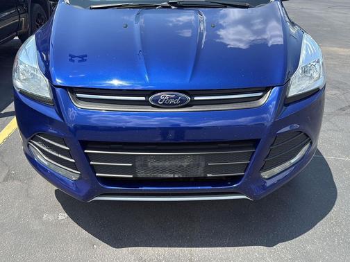 Deep Impact Blue Metallic 2014 Ford Escape SE