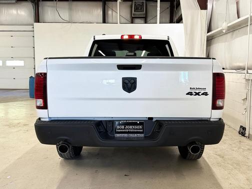 Bright White 2022 RAM 1500 Classic SLT