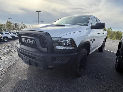 Bright White 2022 RAM 1500 Classic SLT