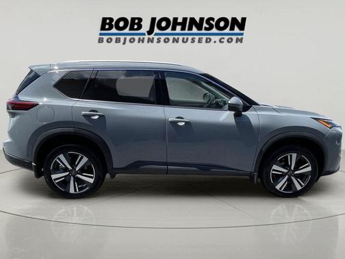 Boulder Gray Pearl 2024 Nissan Rogue SL
