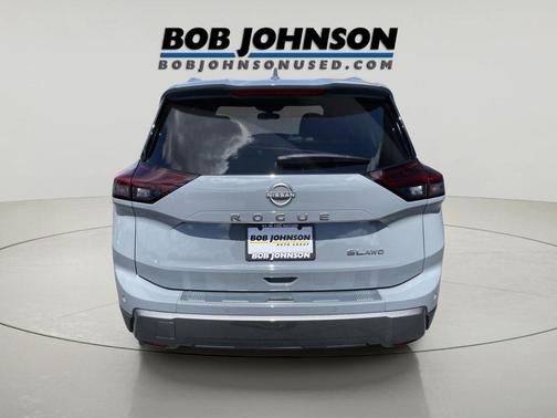 Boulder Gray Pearl 2024 Nissan Rogue SL