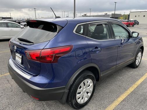 2018 Nissan Rogue Sport S