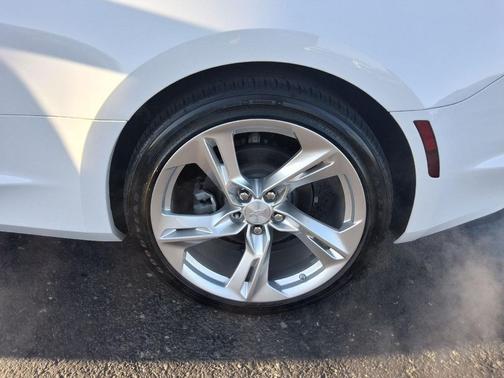 2023 Chevrolet Camaro RWD Convertible LT1