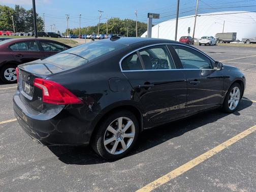 2016 Volvo S60 T5 Drive-E Premier