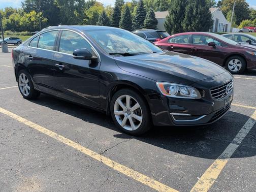 2016 Volvo S60 T5 Drive-E Premier