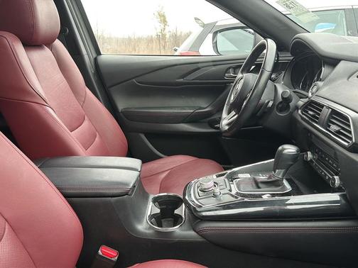 2023 Mazda CX-9 Carbon Edition