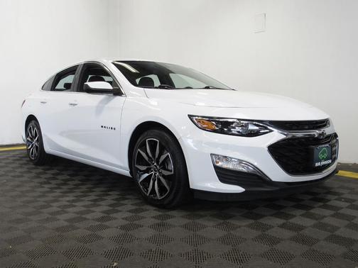 2023 Chevrolet Malibu FWD RS