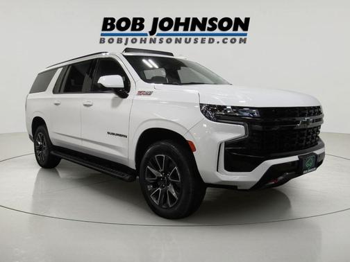 Summit White 2021 Chevrolet Suburban 4WD Z71