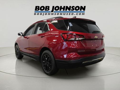 Radiant Red Tintcoat 2023 Chevrolet Equinox 1LT