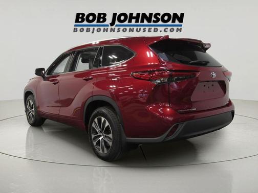 Ruby Flare Pearl 2021 Toyota Highlander XLE