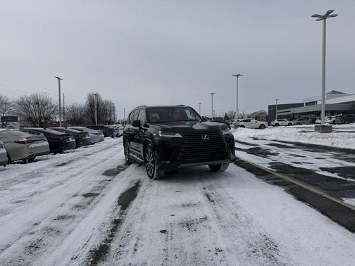 2025 Lexus LX 600 Luxury