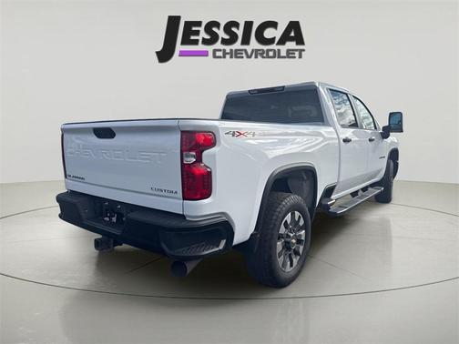 2024 Chevrolet Silverado 2500 Custom