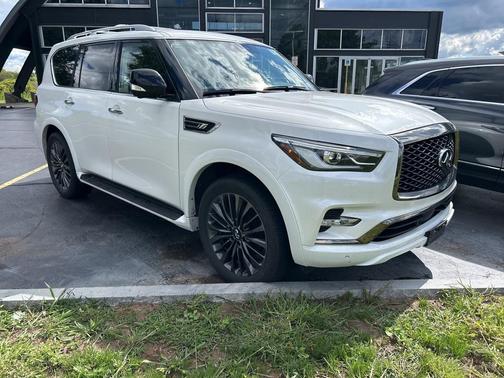 2024 INFINITI QX80 PREMIUM SELECT AWD