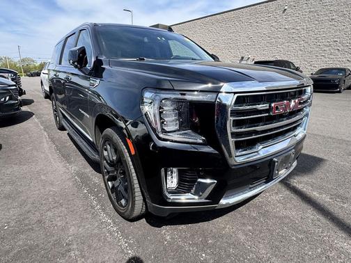 Onyx Black 2023 GMC Yukon XL SLT