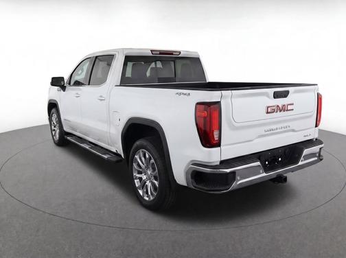 Black 2022 Chevrolet Silverado 1500 LT