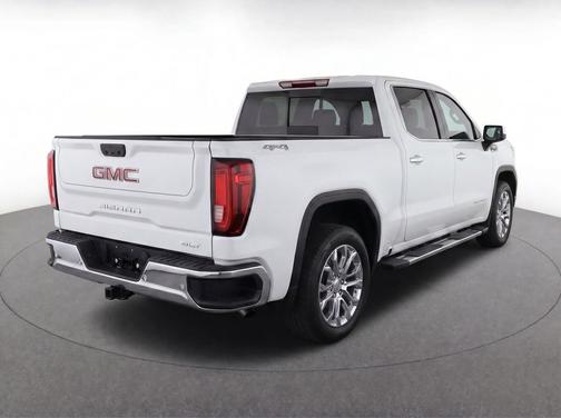 Black 2022 Chevrolet Silverado 1500 LT