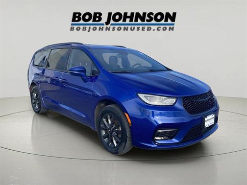 2021 Chrysler Pacifica Touring AWD