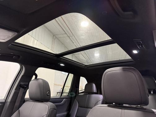 Sterling Metallic 2024 GMC Acadia Elevation